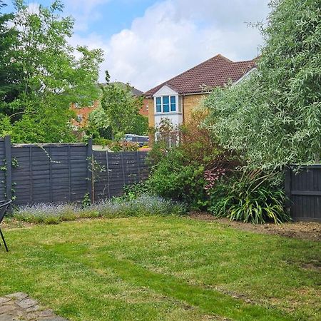 Potter'S Escape-Walking Distance From The Studios! Abbots Langley エクステリア 写真