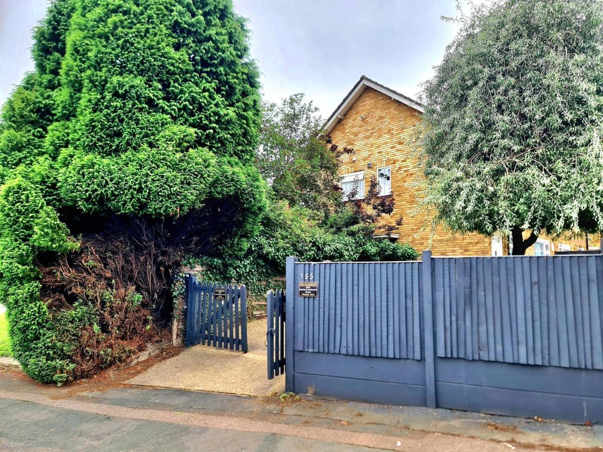 Potter'S Escape-Walking Distance From The Studios! Abbots Langley エクステリア 写真
